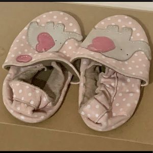 Robeez soft sole toddler shoes- 12-18 months-